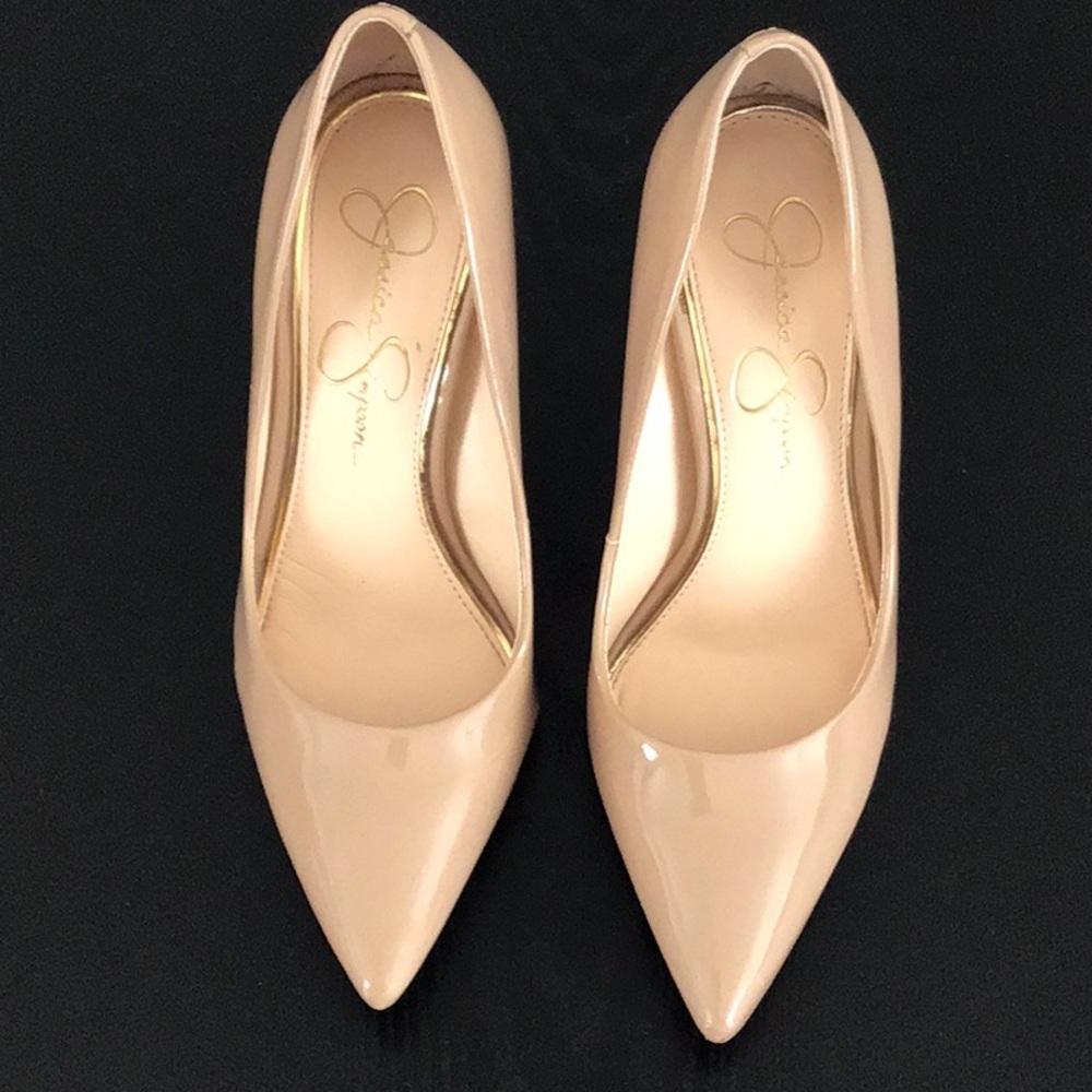 Jessica Simpson SZ 7 Beige Pumps